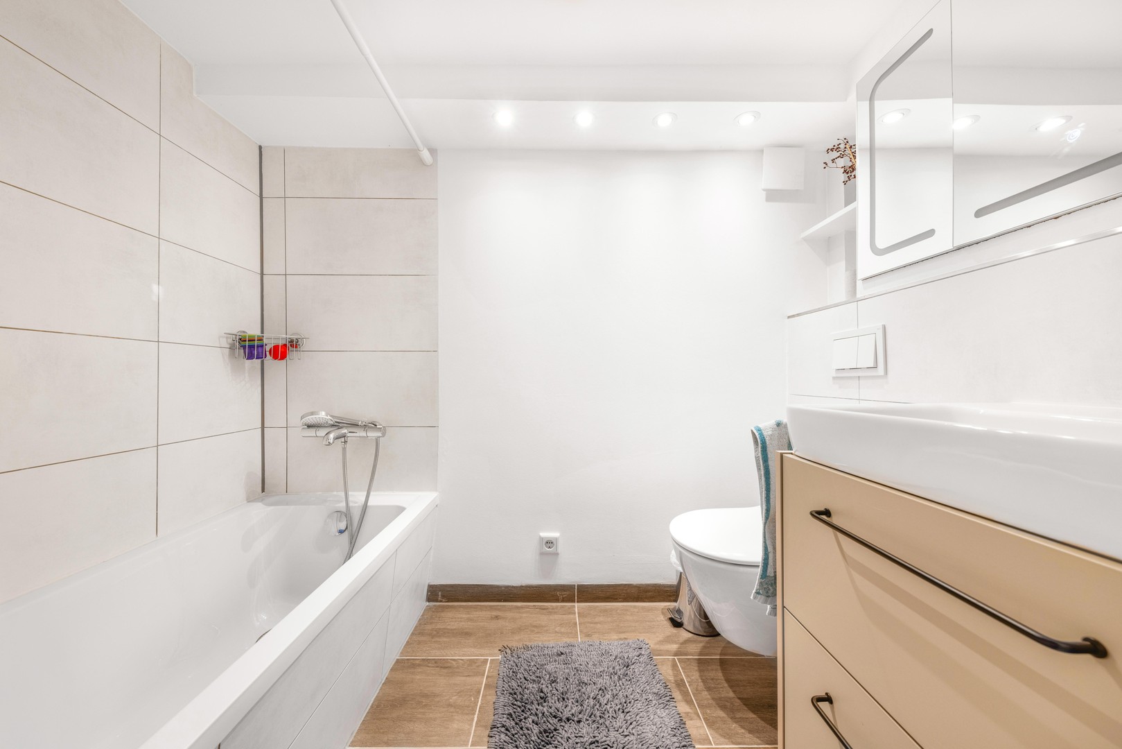 Property thumbnail 8