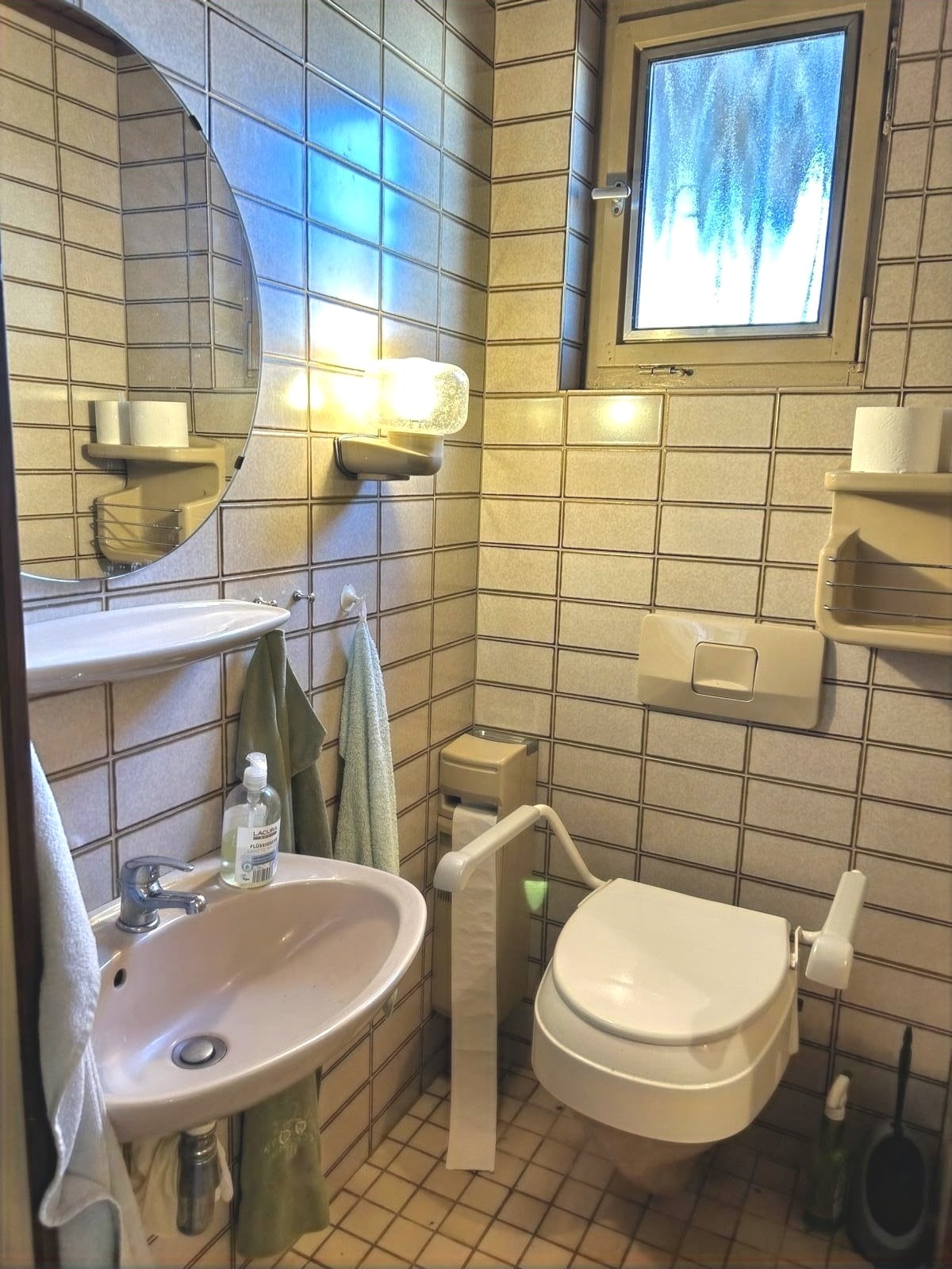 bg