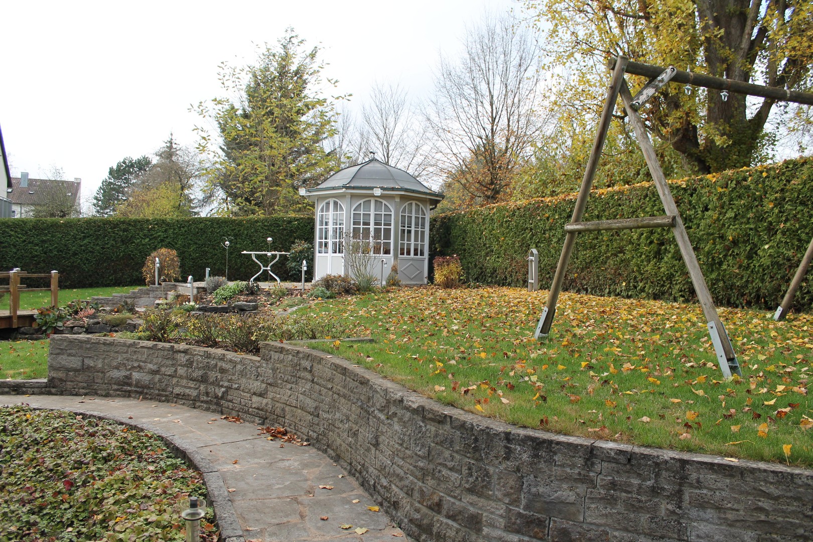 Sehr gepflegtes 4-Familien-Wohnhaus mit großem Gartengrundstück in Top Wohnlage von CR – Crailsheim – Vorschaubild 9