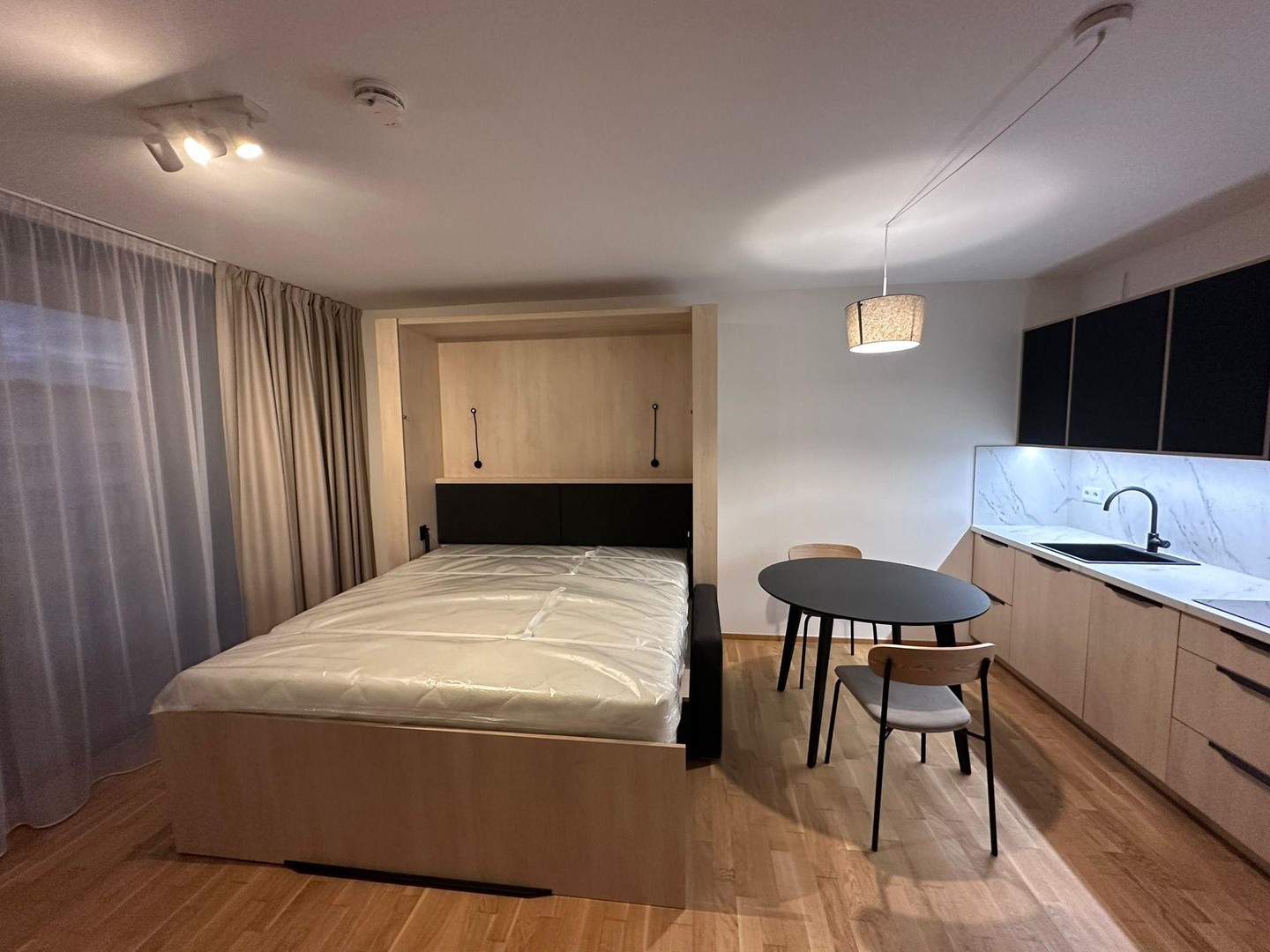 Property thumbnail 6