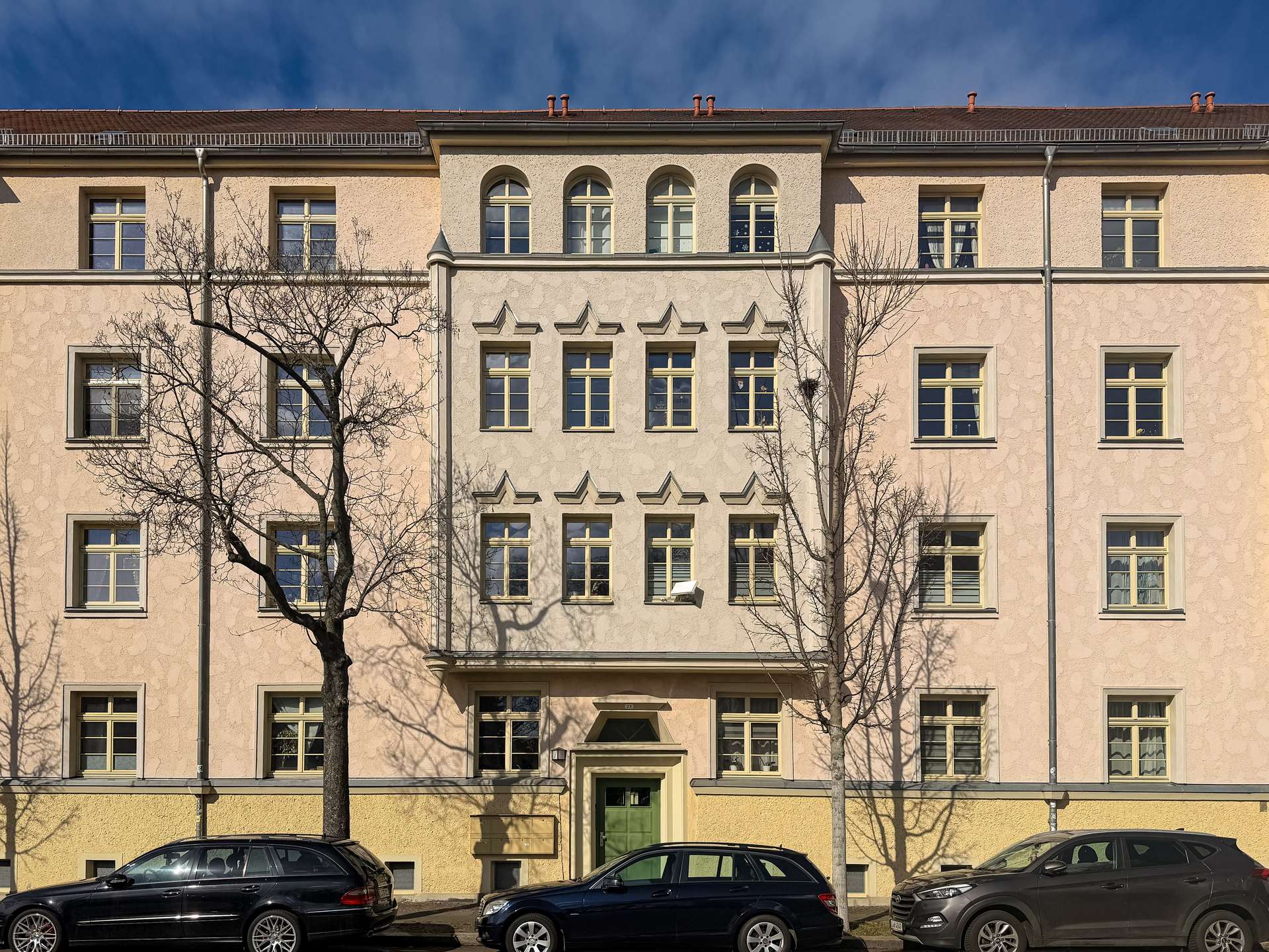 Property thumbnail 2