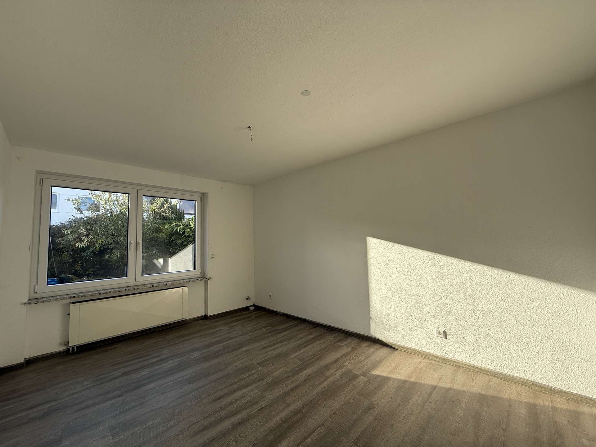 Gemütliches Wohnen für Groß und Klein: Reihenmittelhaus in schöner Lage! – Neustadt am Rübenberge – Vorschaubild 5