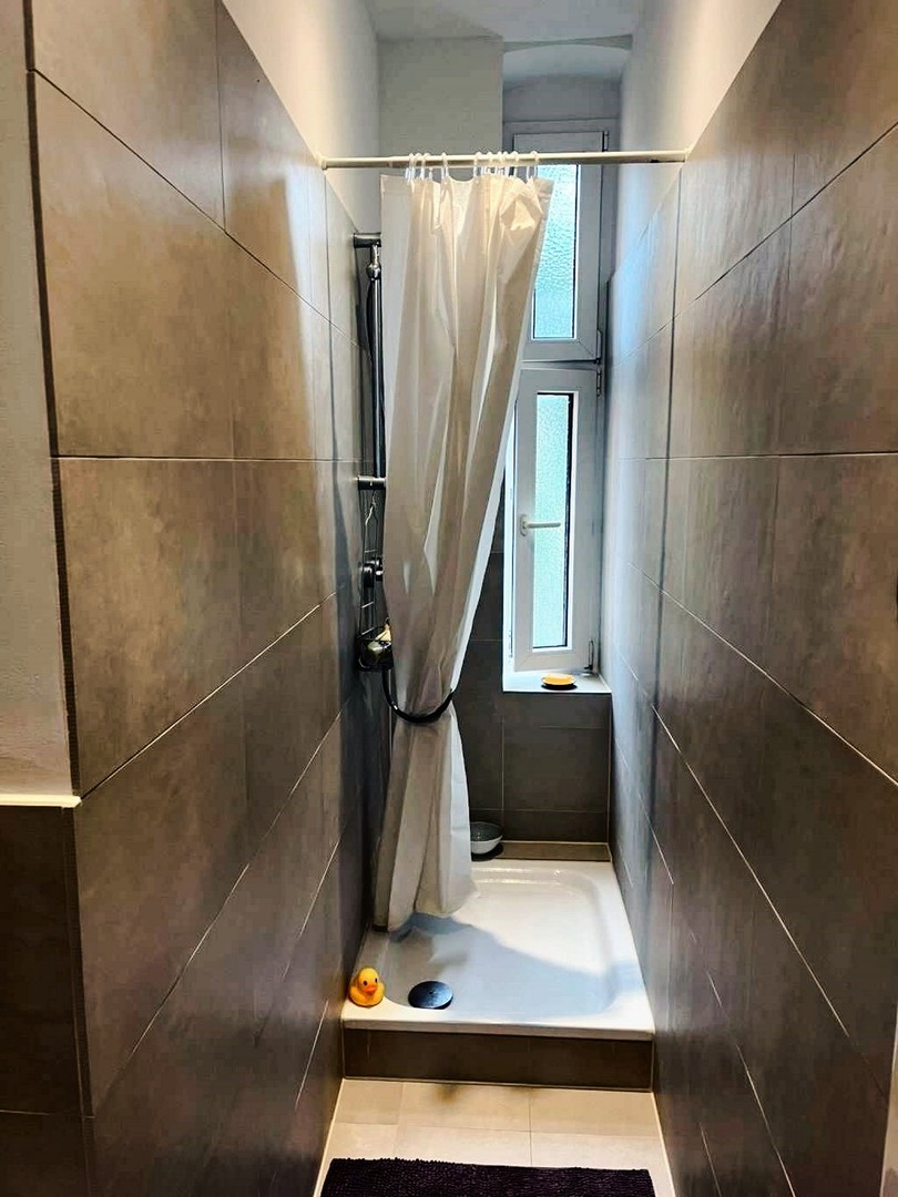 Property thumbnail 11