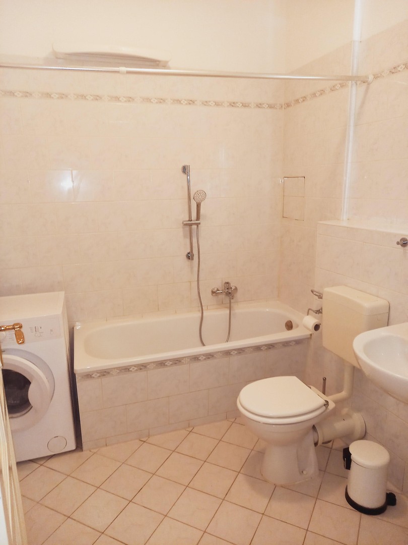 Property thumbnail 11