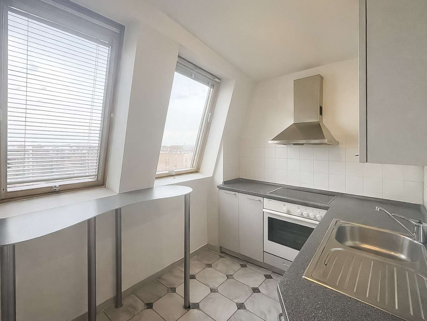 Property thumbnail 6