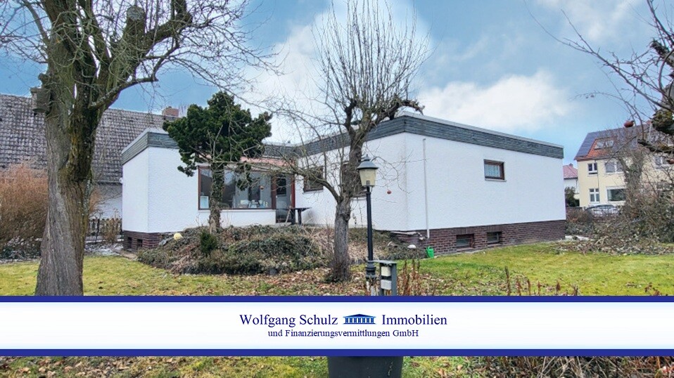 Winkelbungalow mit Wohlfühlcharakter auf großem Grundstück im schönen Lichtenrade