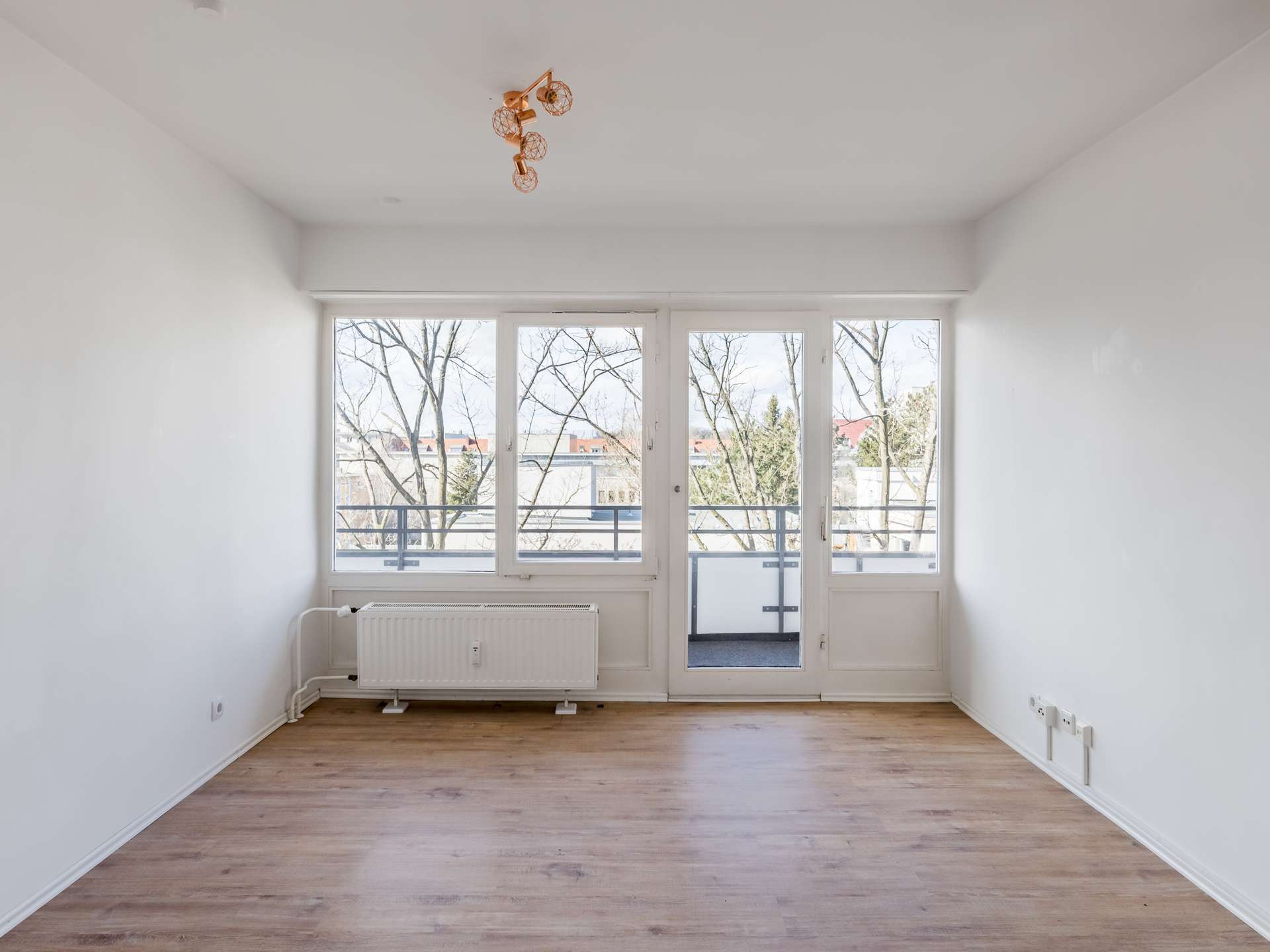 2-Zimmer-Wohnung mit großem Balkon und Stellplatz nahe Schlossstraße