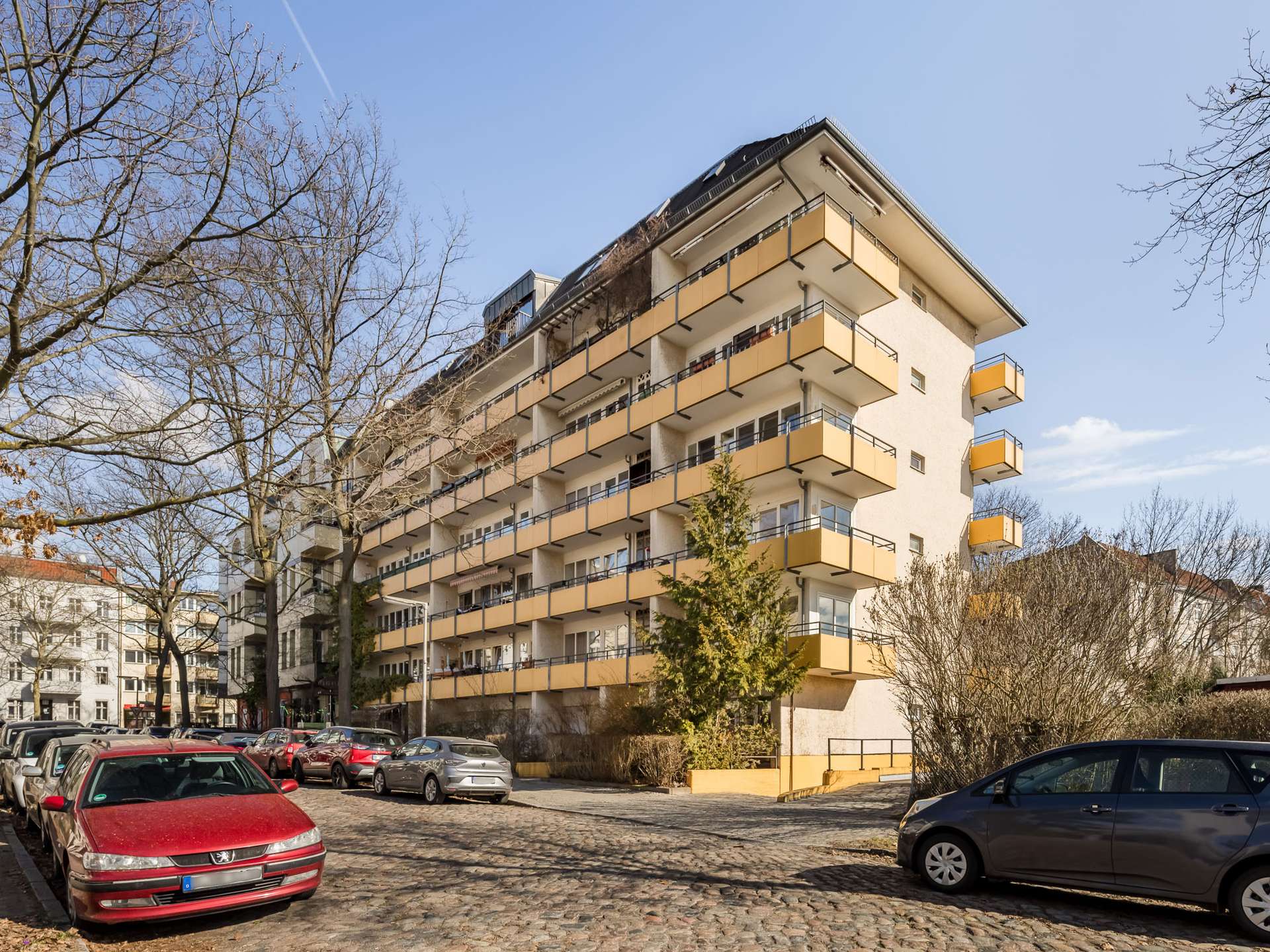 Property thumbnail 6