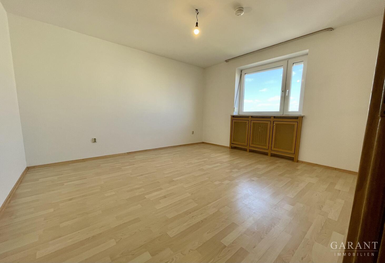 Helle 3 Zimmer-Wohnung mit Südbalkon - Ihr neues Zuhause im Münchner Norden – München-Feldmoching – Vorschaubild 3
