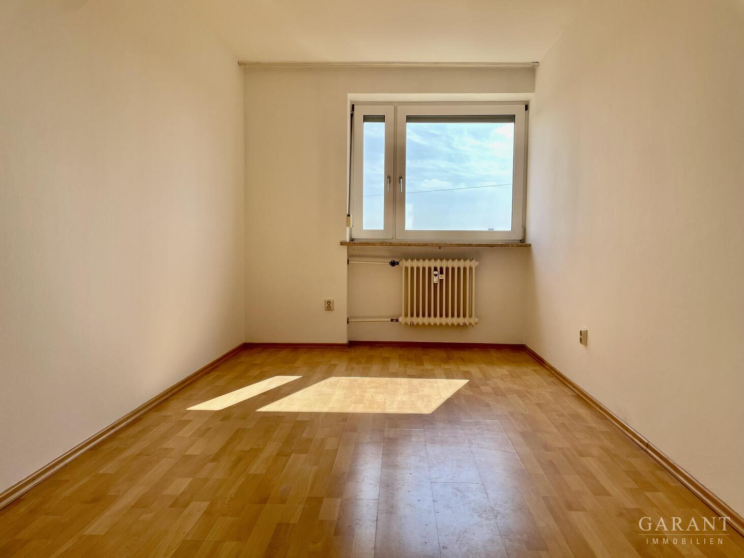 Helle 3 Zimmer-Wohnung mit Südbalkon - Ihr neues Zuhause im Münchner Norden – München-Feldmoching – Vorschaubild 4