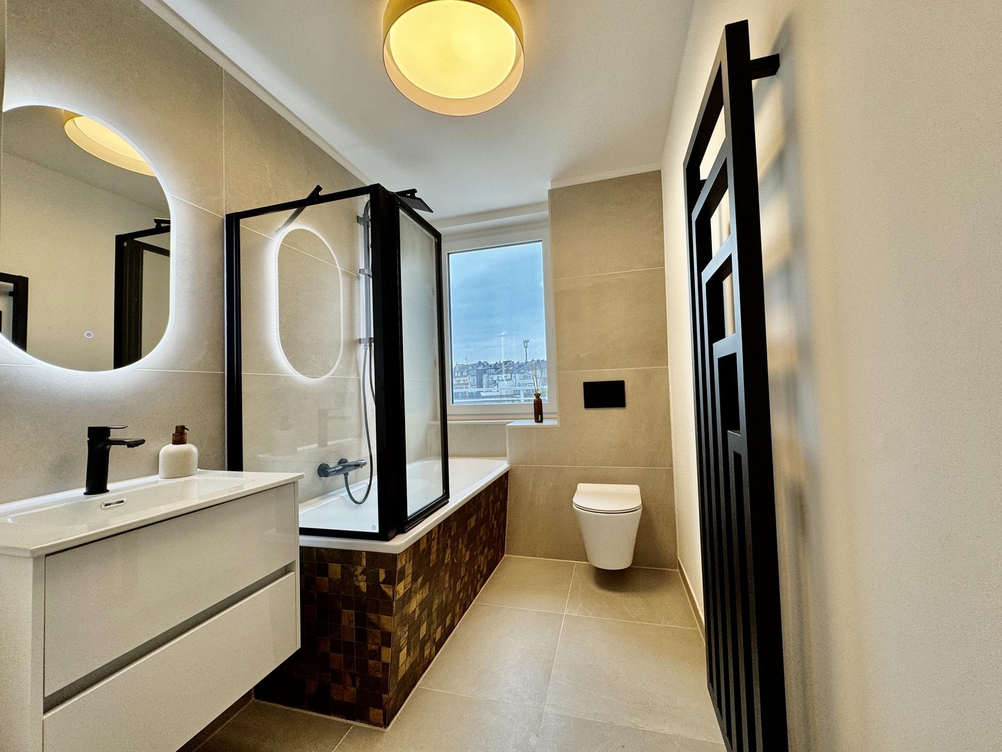 Property thumbnail 9