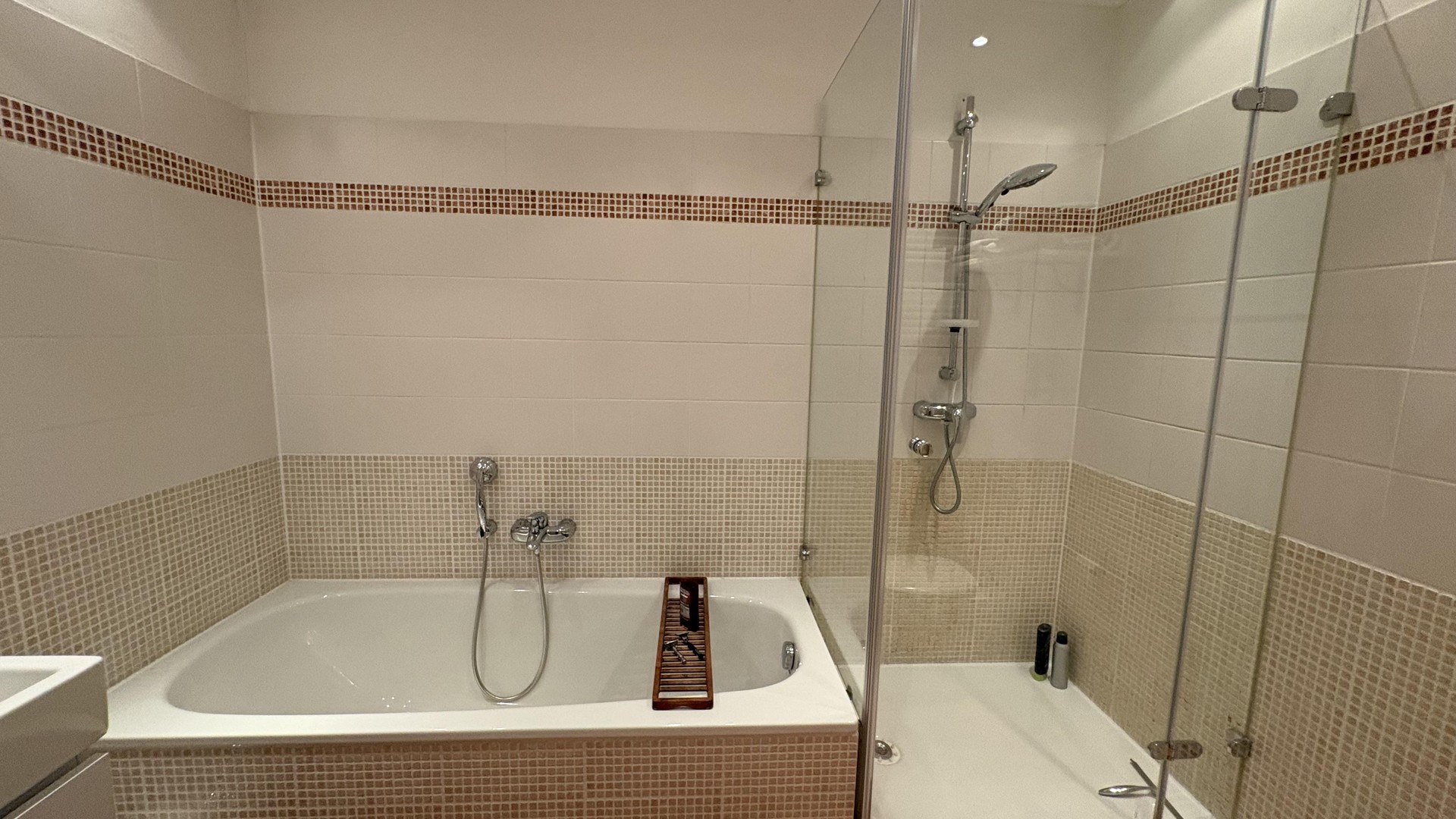 Property thumbnail 26