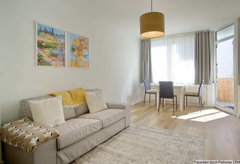 Möblierte 3-Zimmer-Wohnung mit 2 Schlafzimmern und Balkon, im Stadtteil Derendorf Grenze Pempelfort.