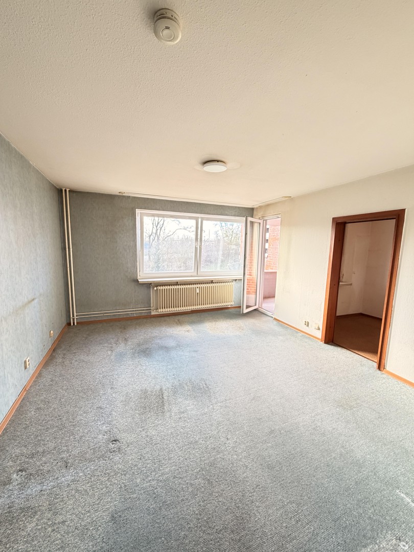 Freie Wohnung mit Potenzial – 2 Zimmer Wohnung für Handwerker