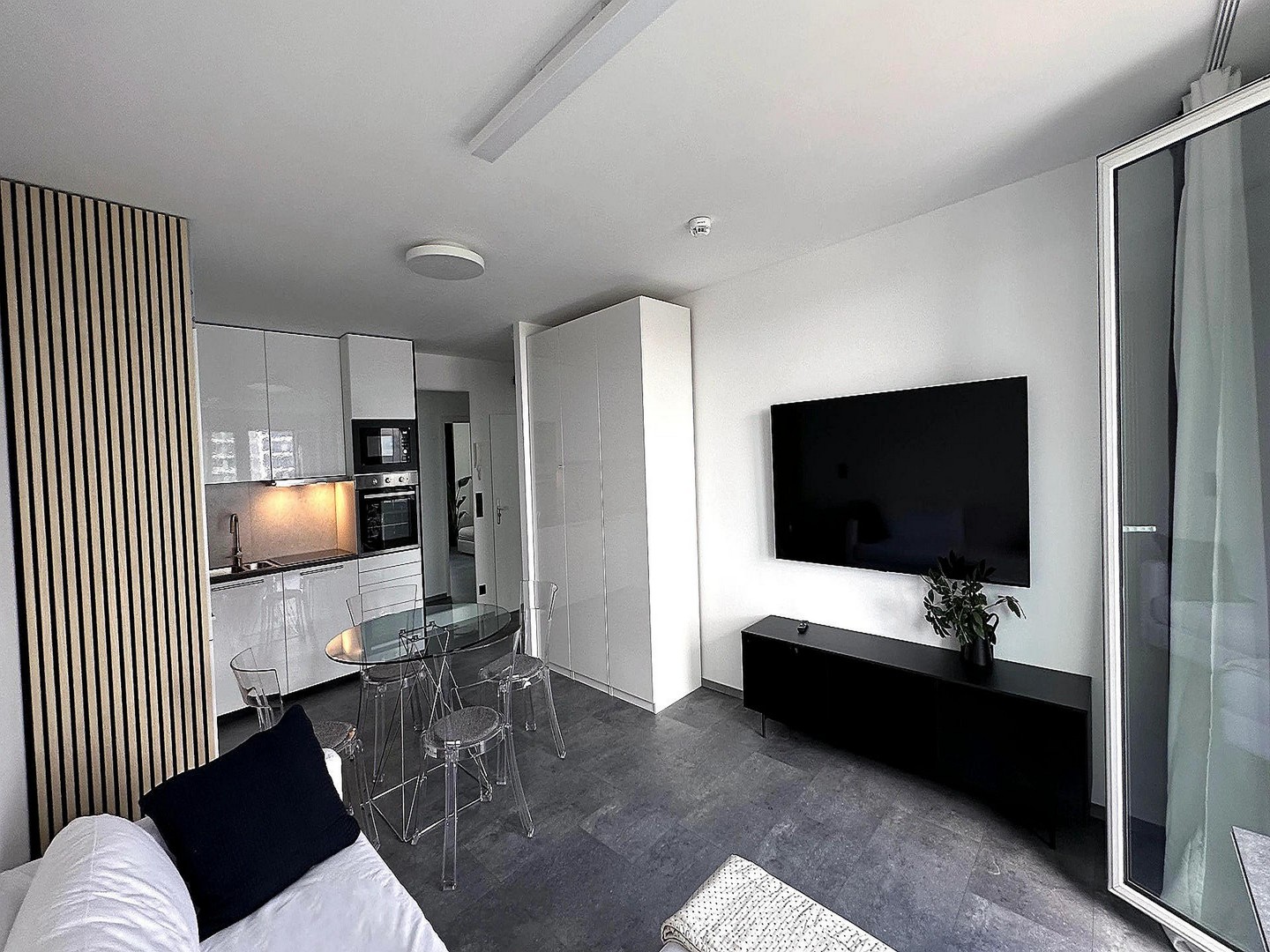 Property thumbnail 3