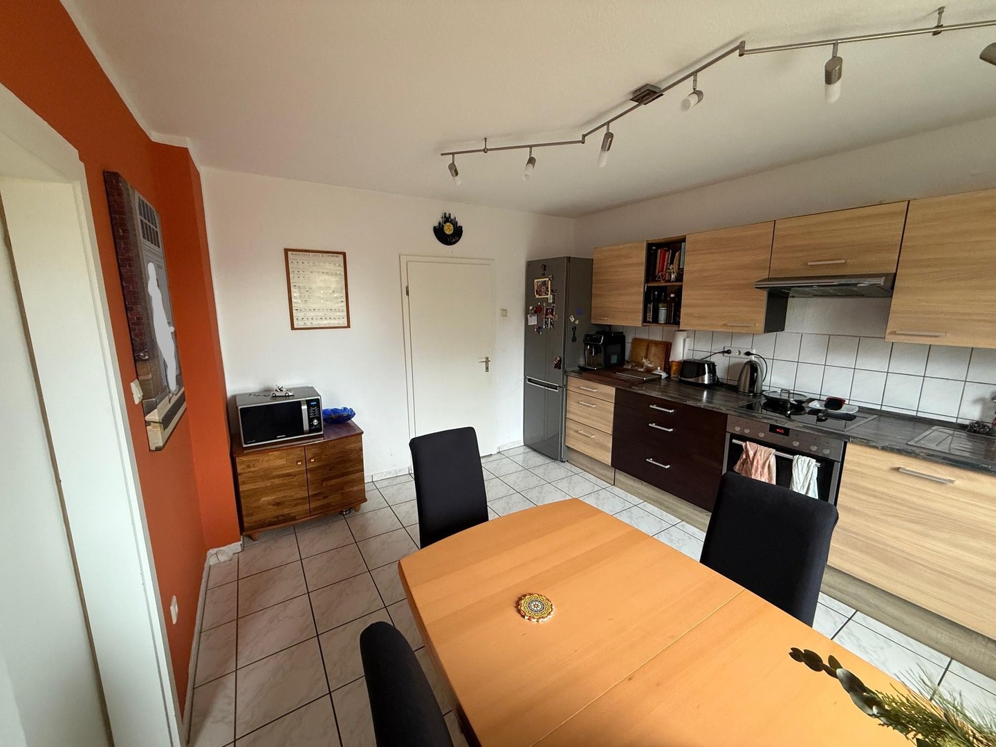 Property thumbnail 2