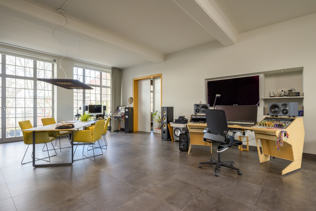 Property thumbnail 8