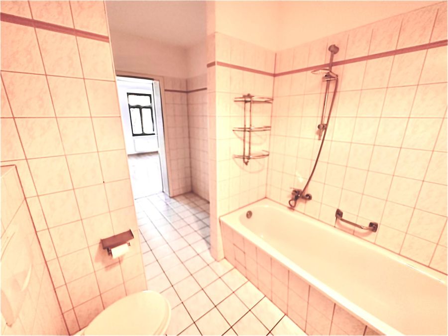 Property thumbnail 11