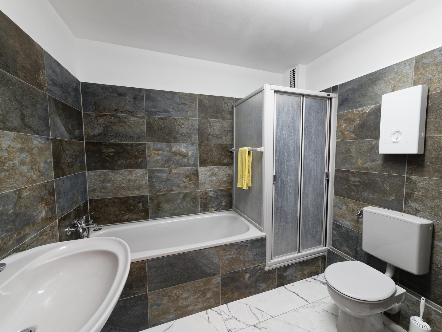 Property thumbnail 10