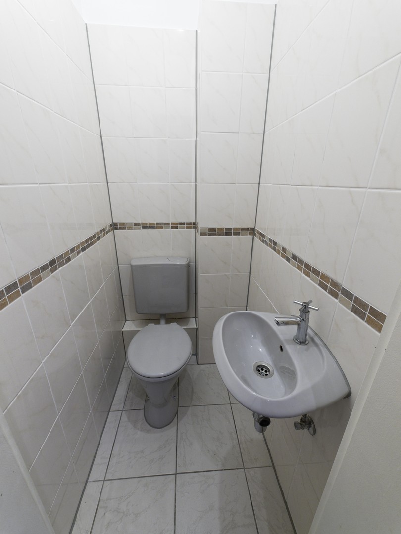 Property thumbnail 11