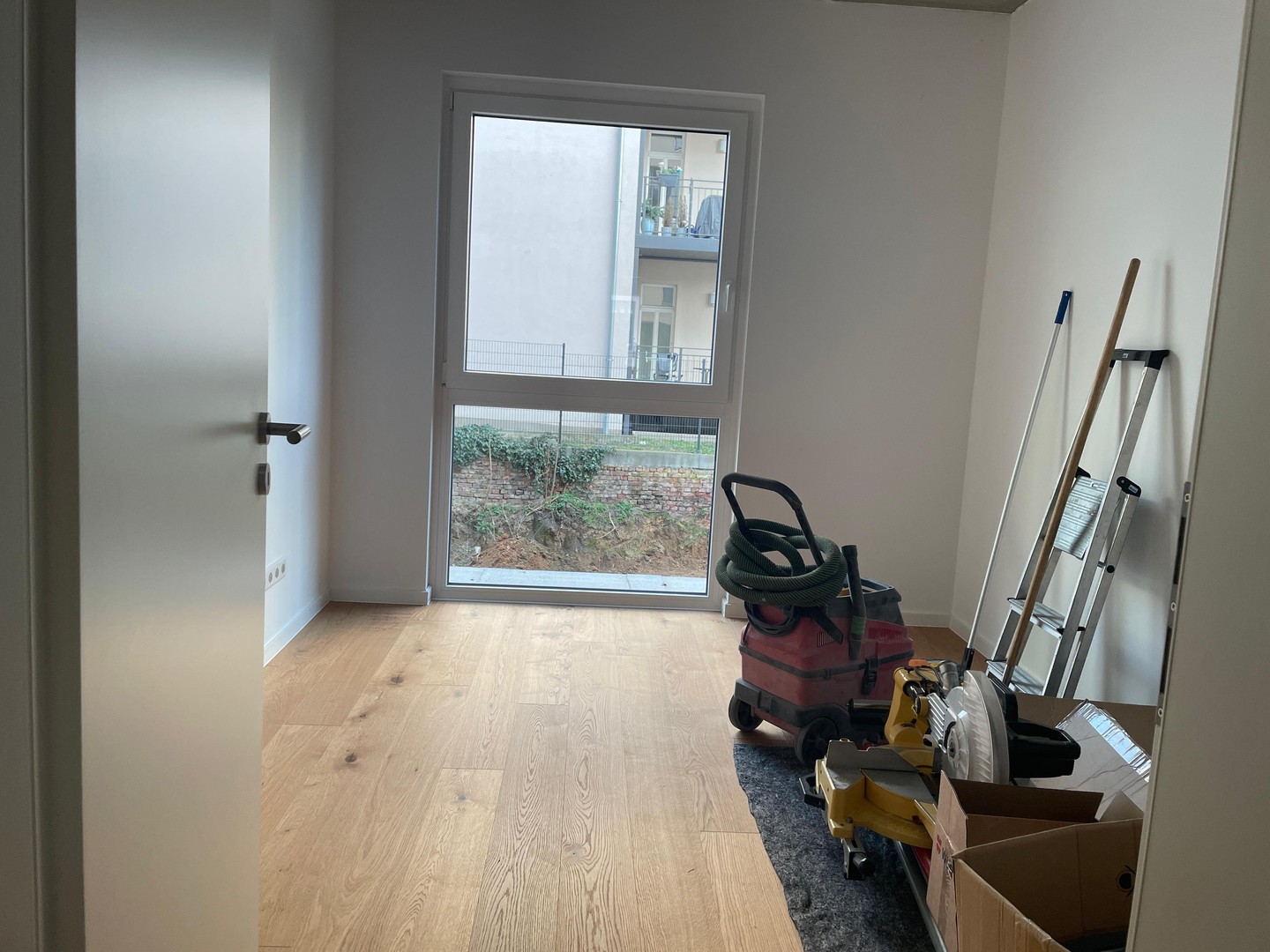 Property thumbnail 11