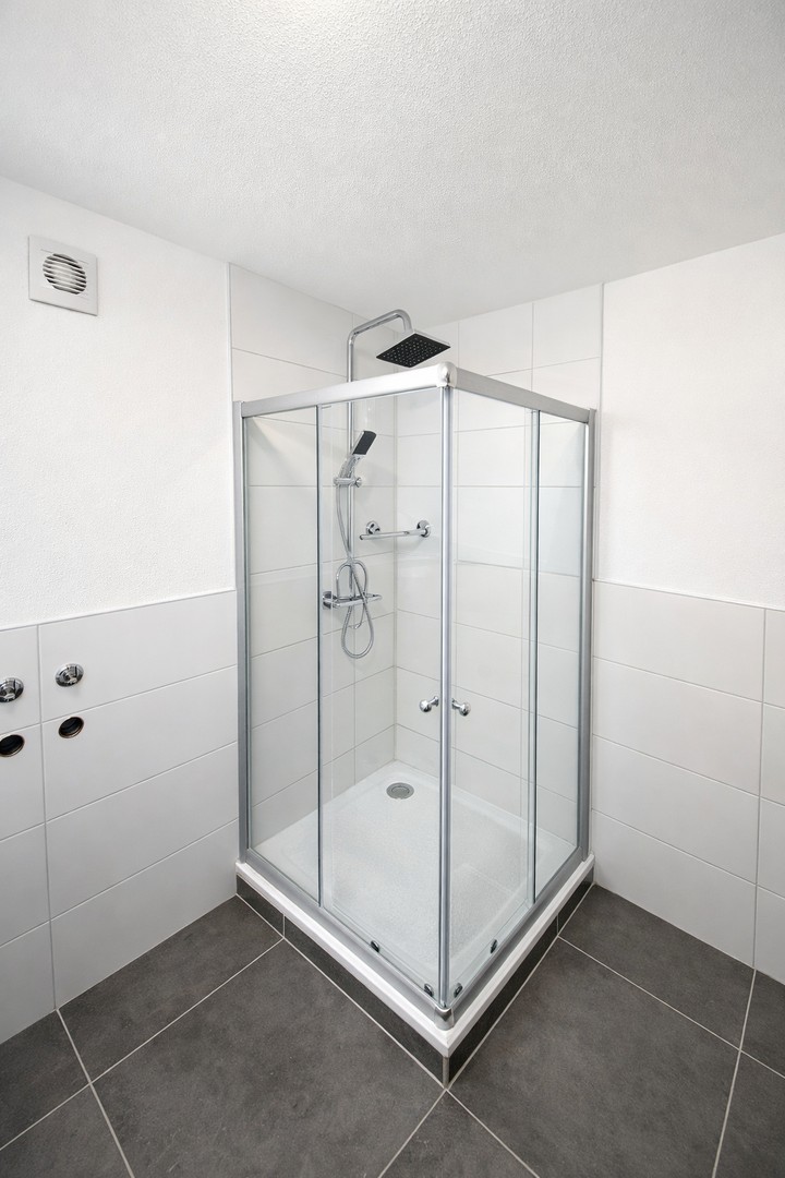 Immobilie in Geroldsgrün - bezugsfreie & helle 2+1 Zimmer Wohnung in Untersteinbach - 100m vom Freibad entfernt - Bild 2