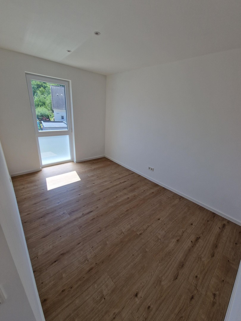hochwertiges 6-Zimmer-Reihenhaus mit Terrasse, Balkon, Dachloggia, Garage und Smart-Home-Ausstattung – Leipzig – Vorschaubild 6
