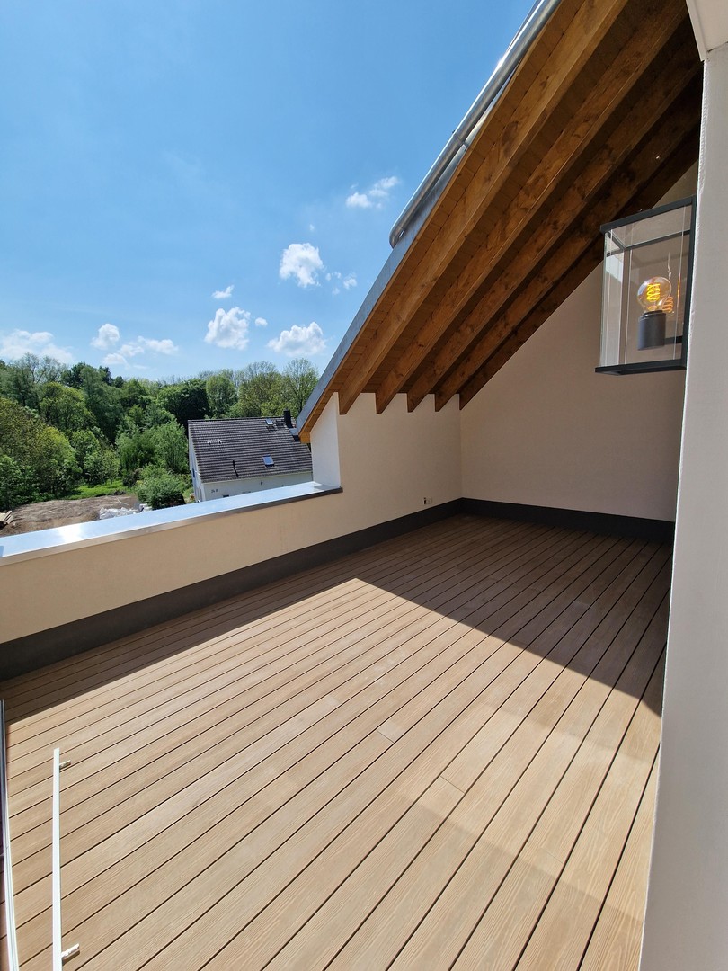 hochwertiges 6-Zimmer-Reihenhaus mit Terrasse, Balkon, Dachloggia, Garage und Smart-Home-Ausstattung – Leipzig – Vorschaubild 13