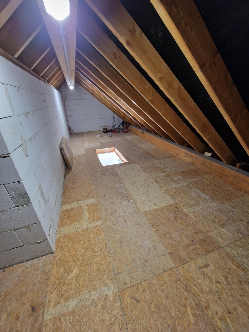 hochwertiges 6-Zimmer-Reihenhaus mit Terrasse, Balkon, Dachloggia, Garage und Smart-Home-Ausstattung – Leipzig – Vorschaubild 15