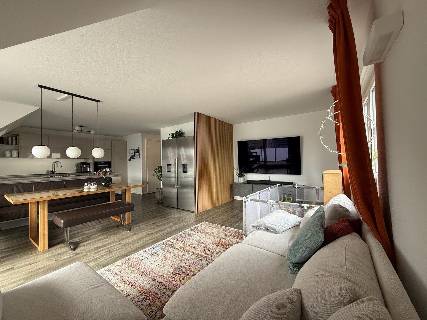 Moderne 4-Zimmer-Maisonettewohnung mit Südbalkon – Stuttgart – Vorschaubild 4