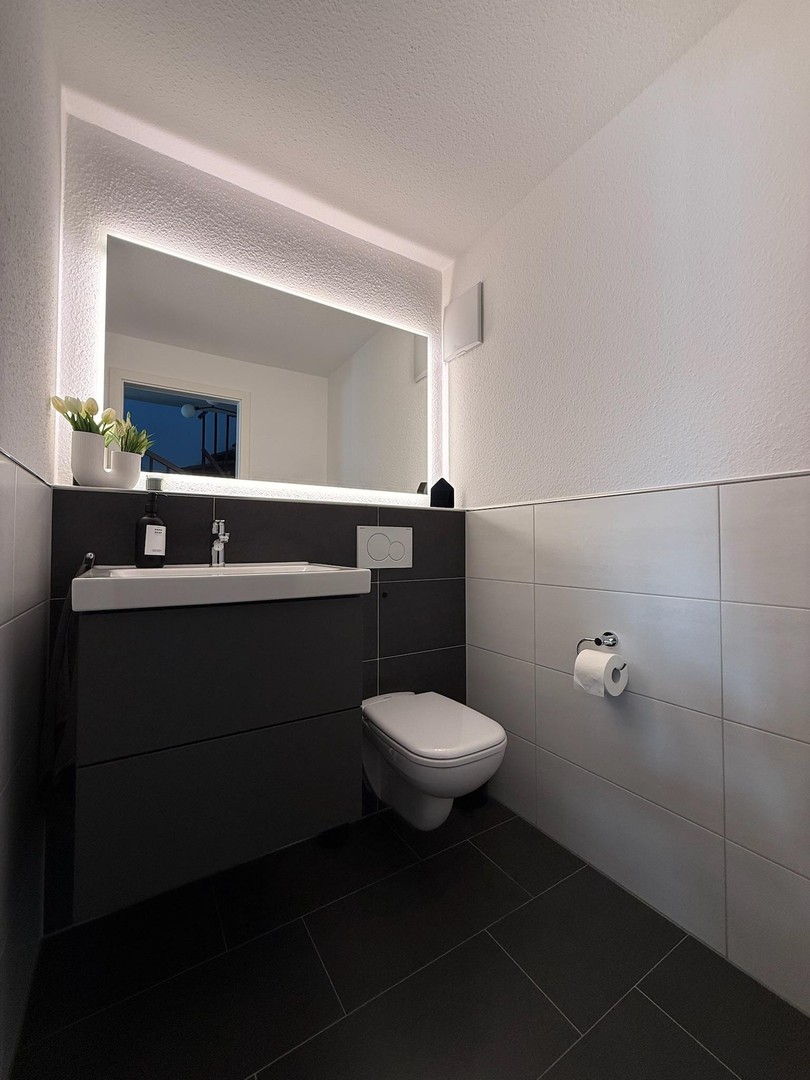 Moderne 4-Zimmer-Maisonettewohnung mit Südbalkon – Stuttgart – Vorschaubild 9