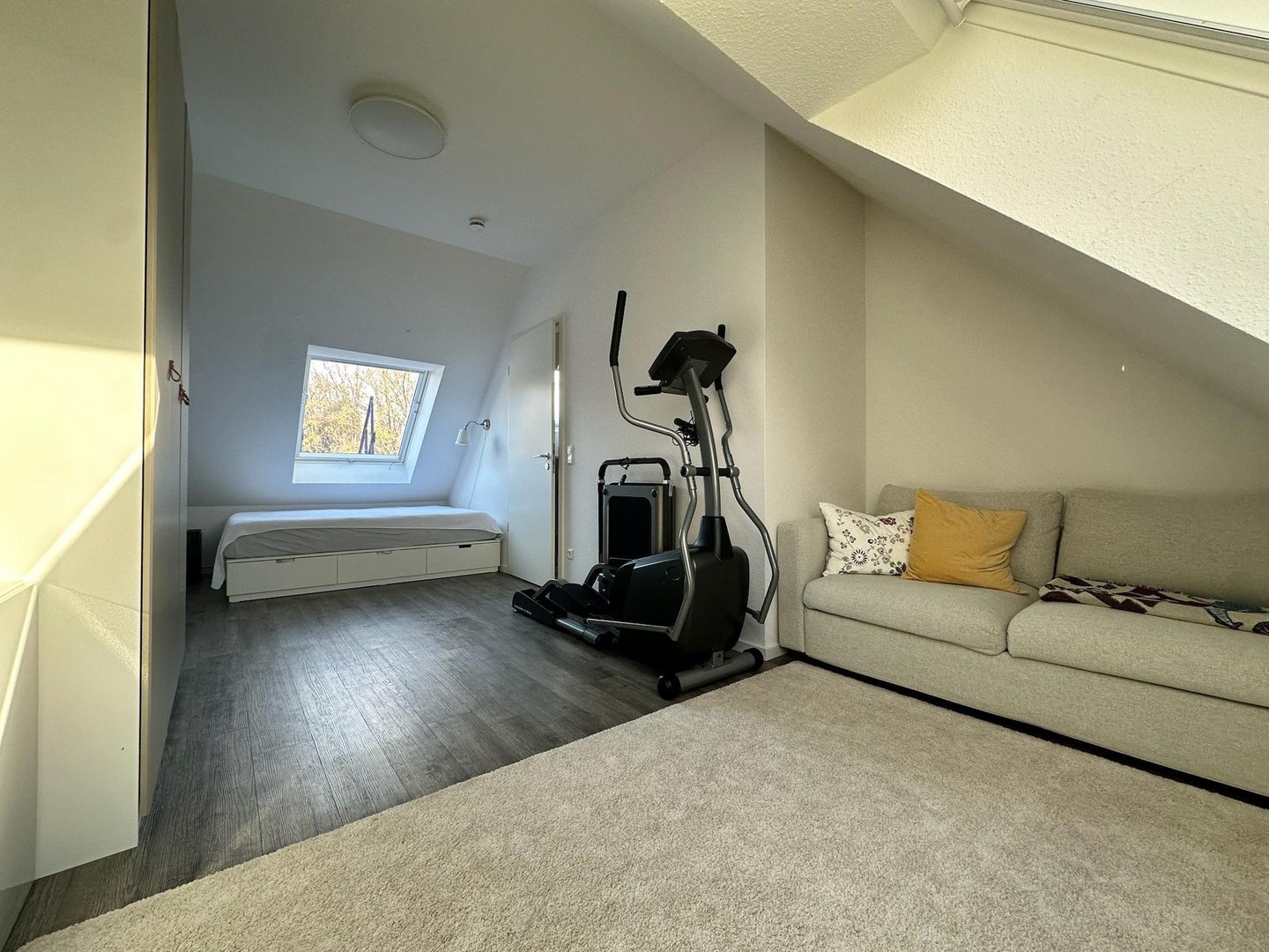 Moderne 4-Zimmer-Maisonettewohnung mit Südbalkon – Stuttgart – Vorschaubild 16