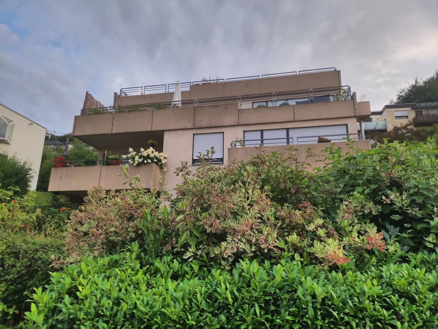 3-Zimmer Maisonette Wohnung in Stuttgart Süd mit grosser Terrasse, Aussicht und Garage – Stuttgart – Vorschaubild 5