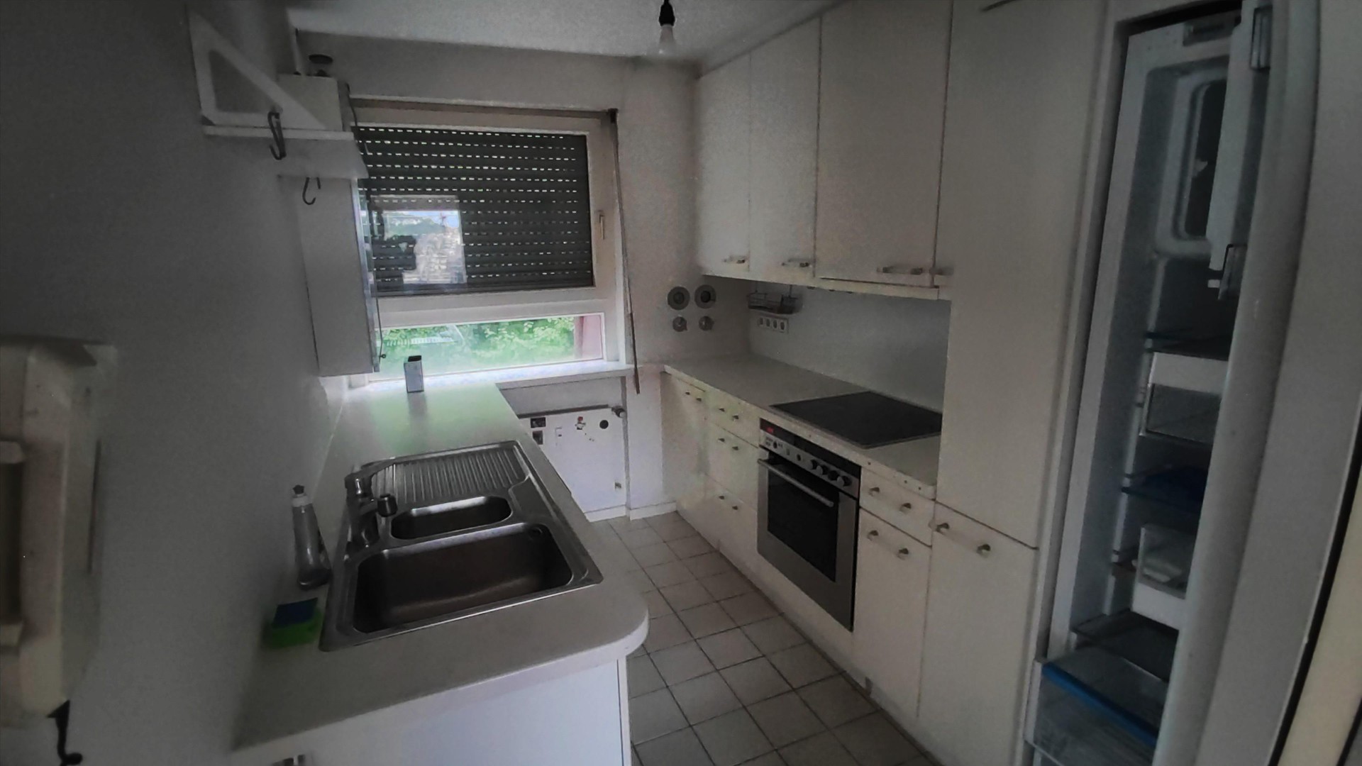 3-Zimmer Maisonette Wohnung in Stuttgart Süd mit grosser Terrasse, Aussicht und Garage – Stuttgart – Vorschaubild 10