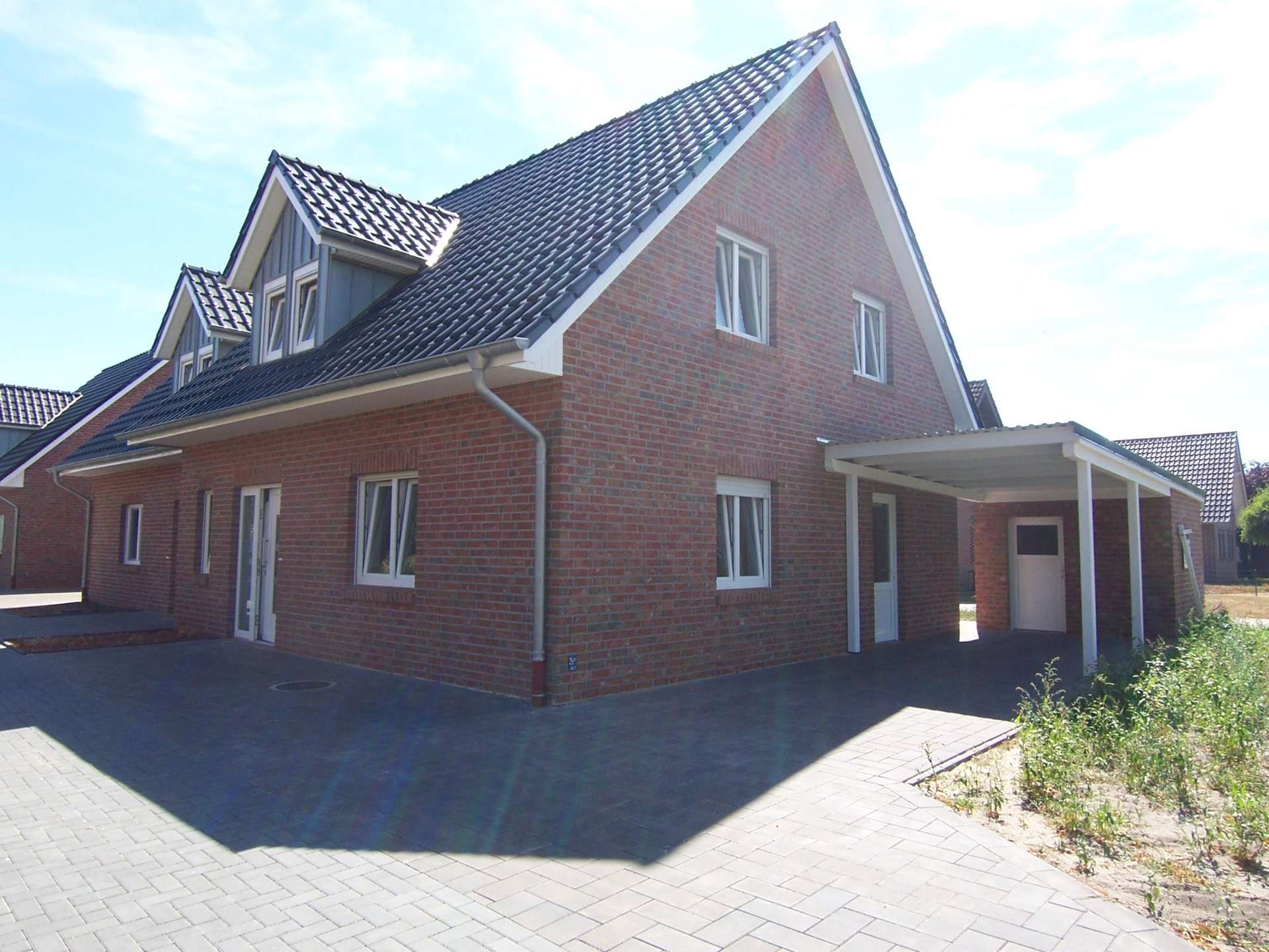 Immobilie in Walchum - Hochwertige Neubau-Doppelhaushälfte in toller Wohnlage - Bild 2