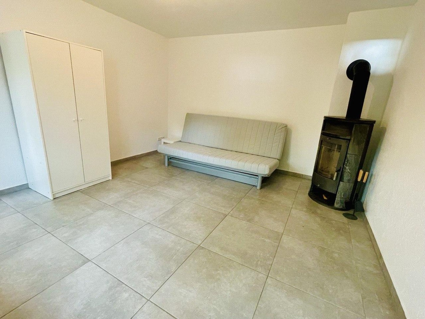 Teilmöbliertes Haus mit 55qm Garten in Schwabing – München – Vorschaubild 7