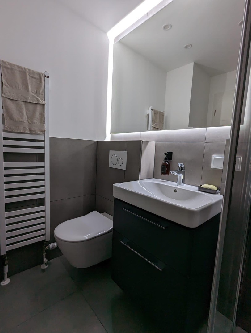 Property thumbnail 8