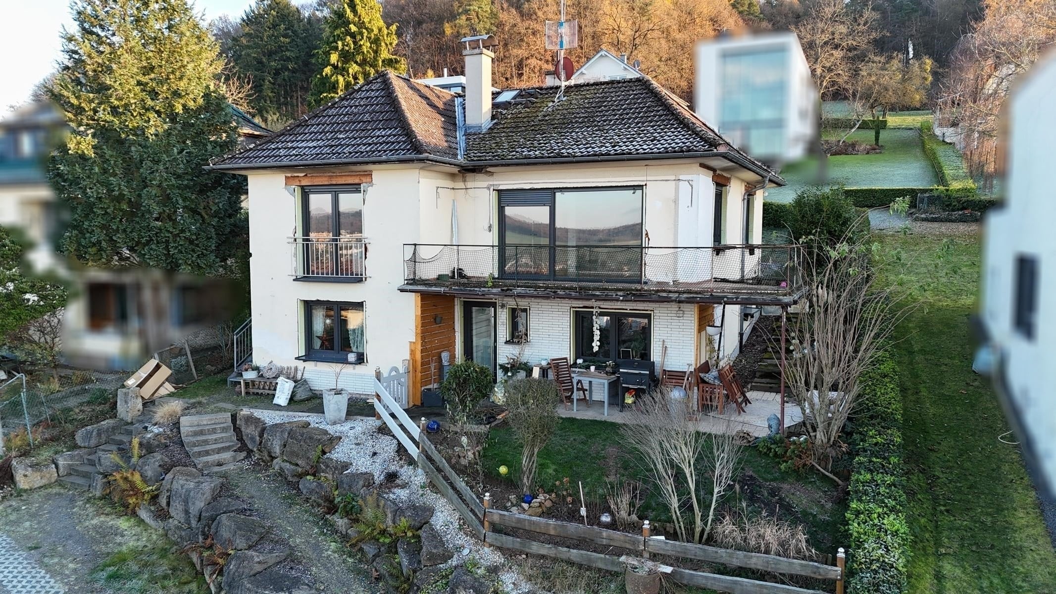 Innen 8 Jahre jung! Schmuckes 1-Familienhaus in attraktiver Wohnlage – Bad König – Vorschaubild 2