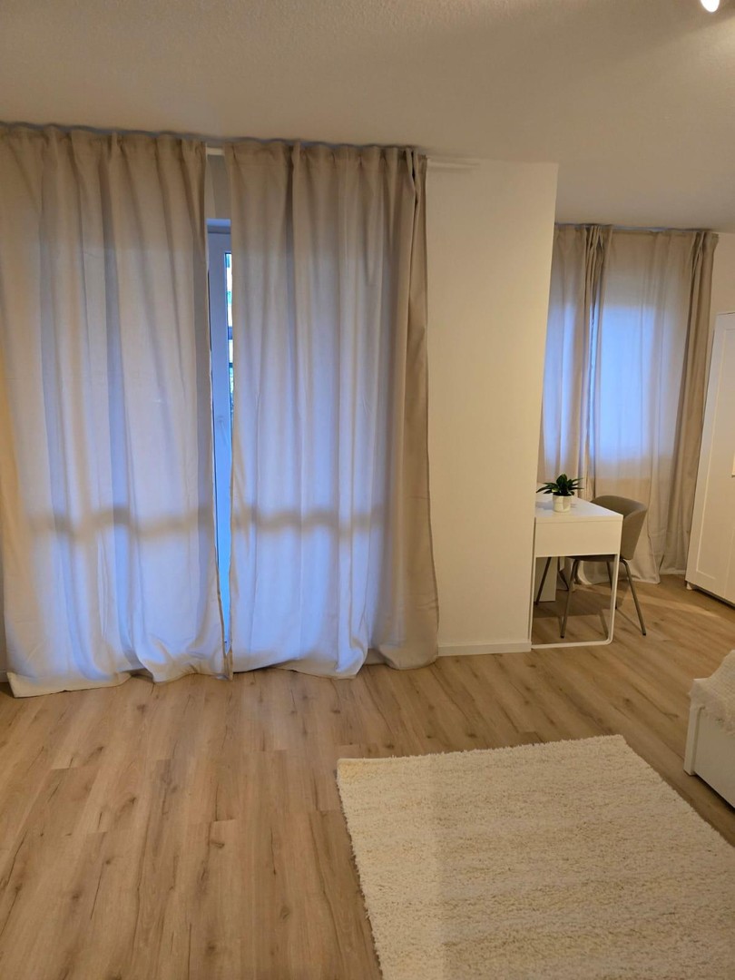 Property thumbnail 11