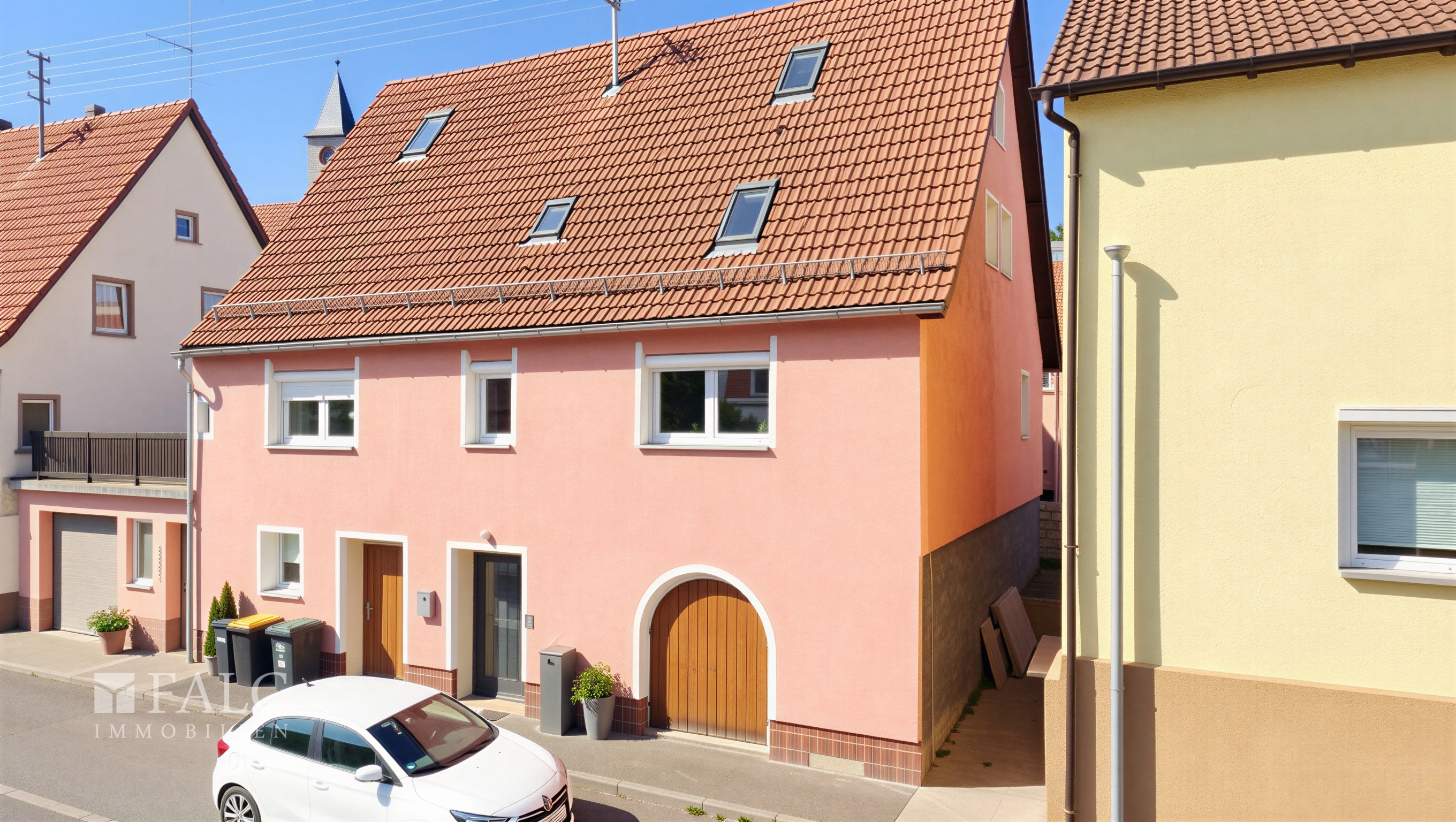 Charmantes EFH auf mehreren Ebenen inkl. Garage und historischem Gewölbekeller - FALC Immobilien HN – Möckmühl – Vorschaubild 2