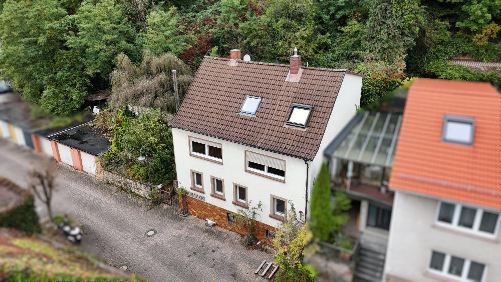 +++In sonniger, ruhiger Lage: Geräumiges 2-3 Familienhaus mit Balkon, überdachtem Freisitz, Garten und 2 Garagen in ruhiger Seitenstraße+++ – Waldfischbach – Vorschaubild 22