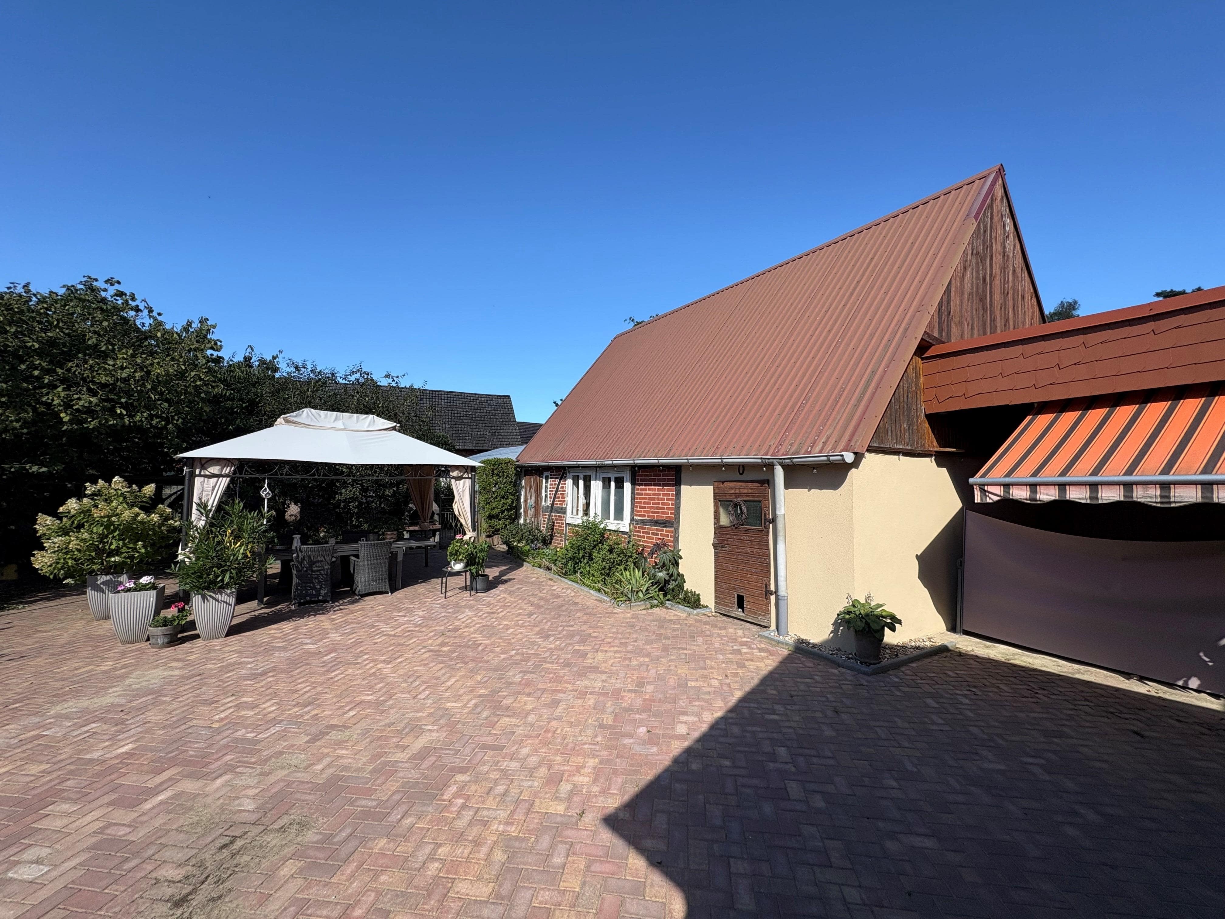 Property thumbnail 2