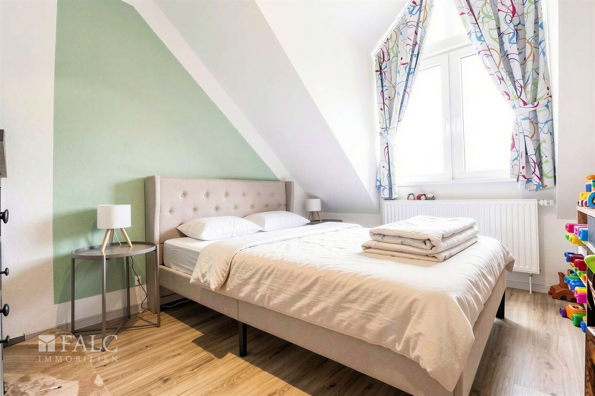 +++ Exklusive Doppelhaushälfte: Wohndesign trifft auf Familien-Idylle +++ – Lübeck – Vorschaubild 14