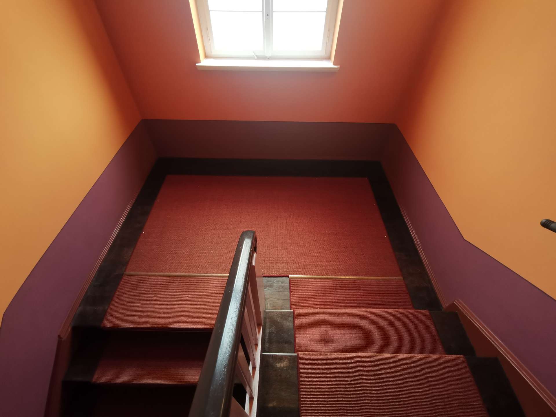 bg