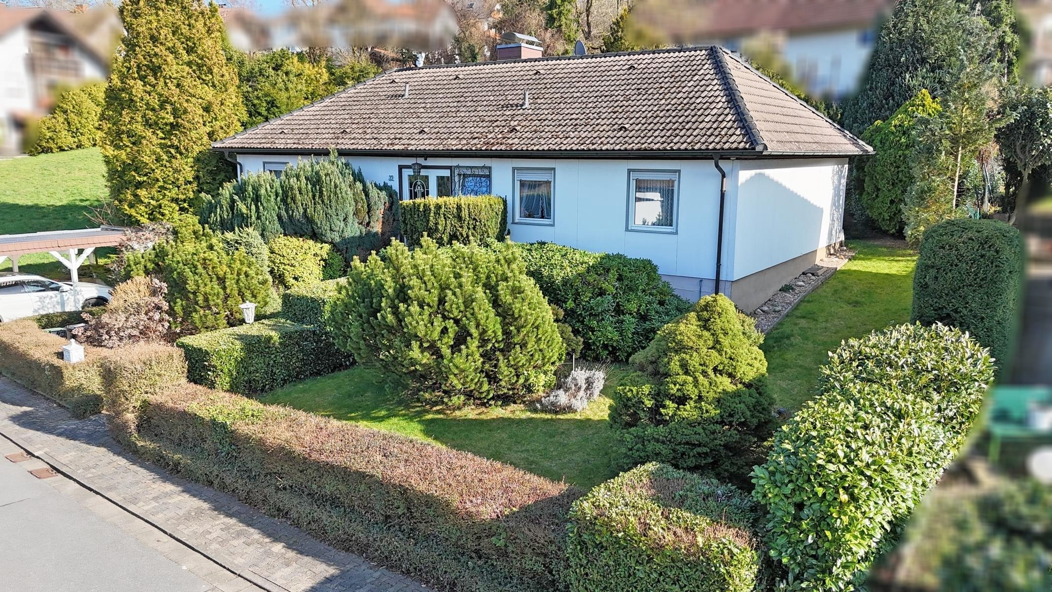 Immobilie in Reichelsheim (Odenwald) - Gepflegter Bungalow mit großem, eingewachsenem Garten in attraktiver Wohnlage von Reichelsheim - Bild 1