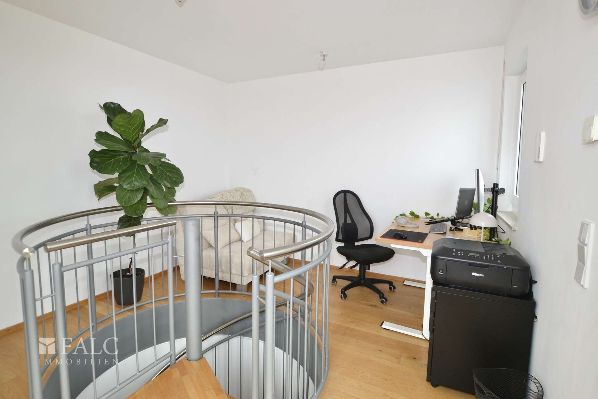 Property thumbnail 10