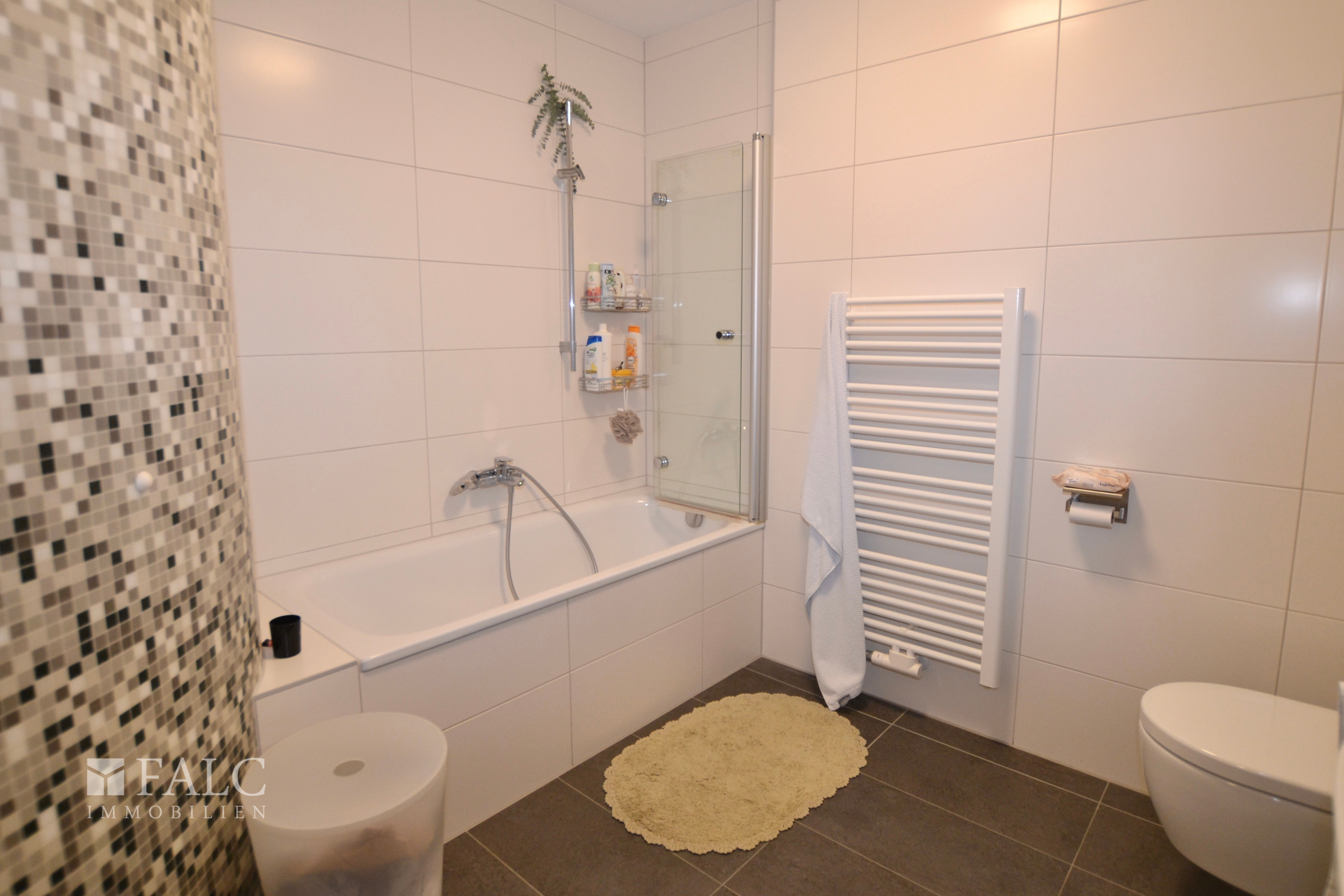 Property thumbnail 13