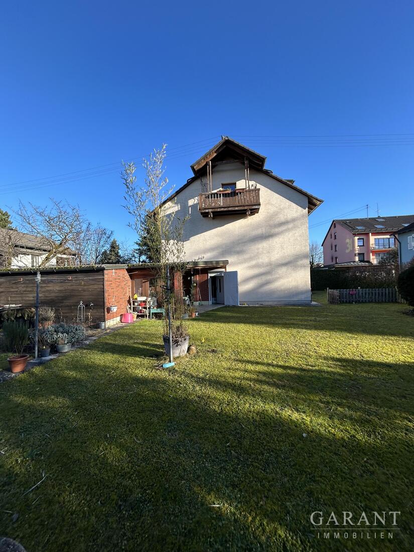 Schönes Dreifamilienhaus auf großzügigem Süd-/West-Grundstück mit zusätzlichem Baurecht – Fürstenfeldbruck – Vorschaubild 2