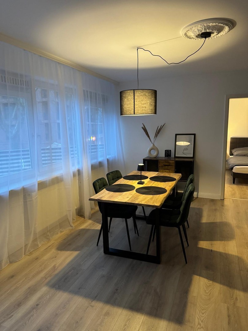 Moderne möblierte 70 qm City‑Wohnung im Herzen von Wiesbaden (mit Balkon) – Wiesbaden – Vorschaubild 3