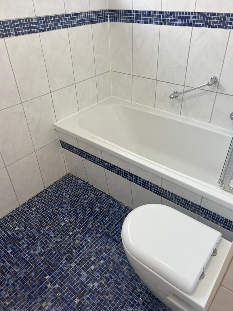Moderne möblierte 70 qm City‑Wohnung im Herzen von Wiesbaden (mit Balkon) – Wiesbaden – Vorschaubild 10